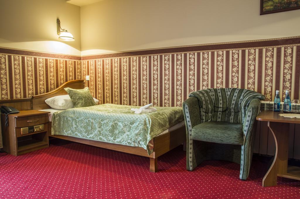 Hotel Mazurski Dworek Mikołajki Rum bild