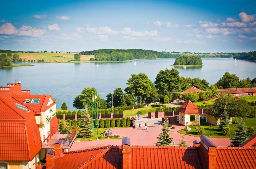Hotel Mazurski Dworek Mikołajki Exteriör bild