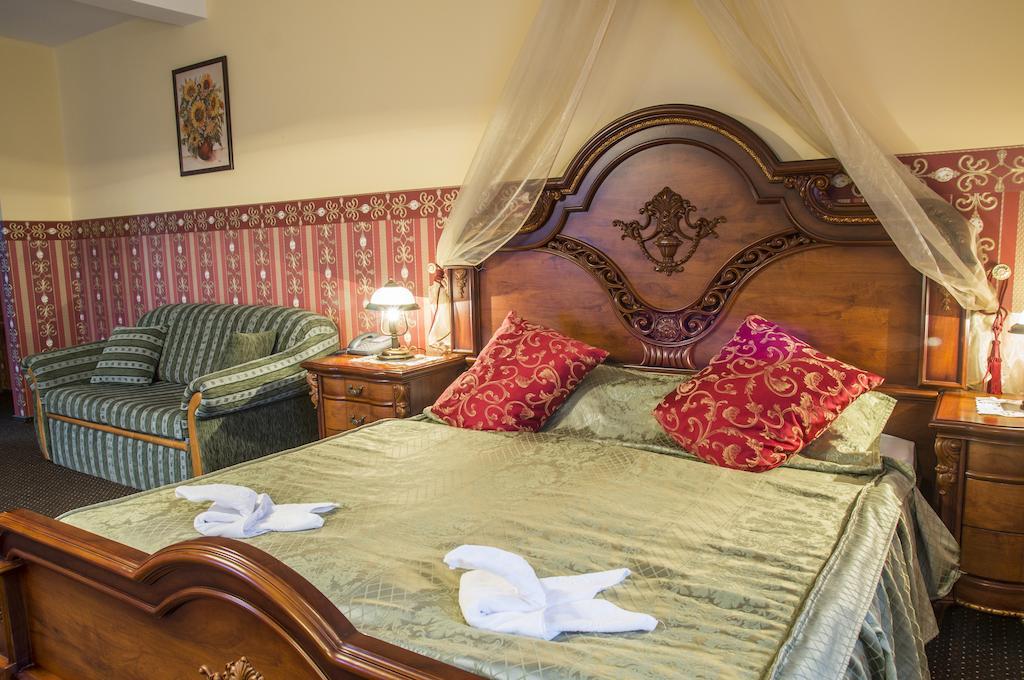 Hotel Mazurski Dworek Mikołajki Rum bild