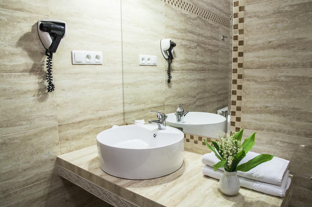 Hotel Mazurski Dworek Mikołajki Rum bild