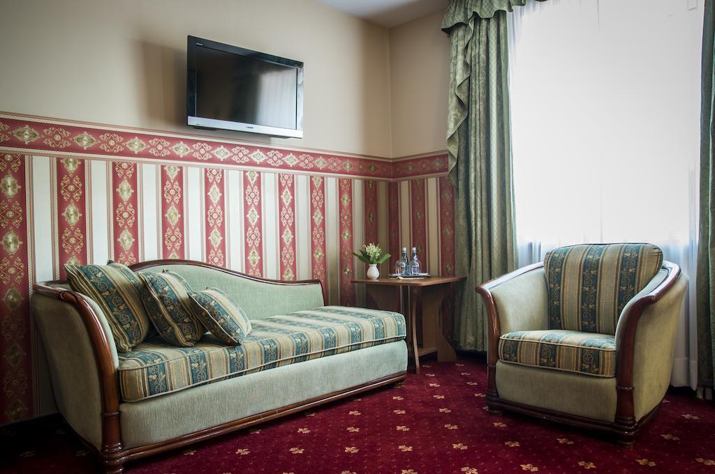 Hotel Mazurski Dworek Mikołajki Rum bild