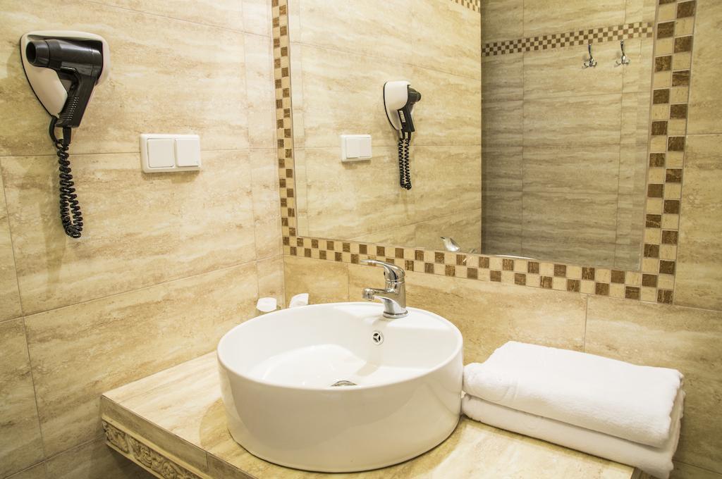 Hotel Mazurski Dworek Mikołajki Rum bild