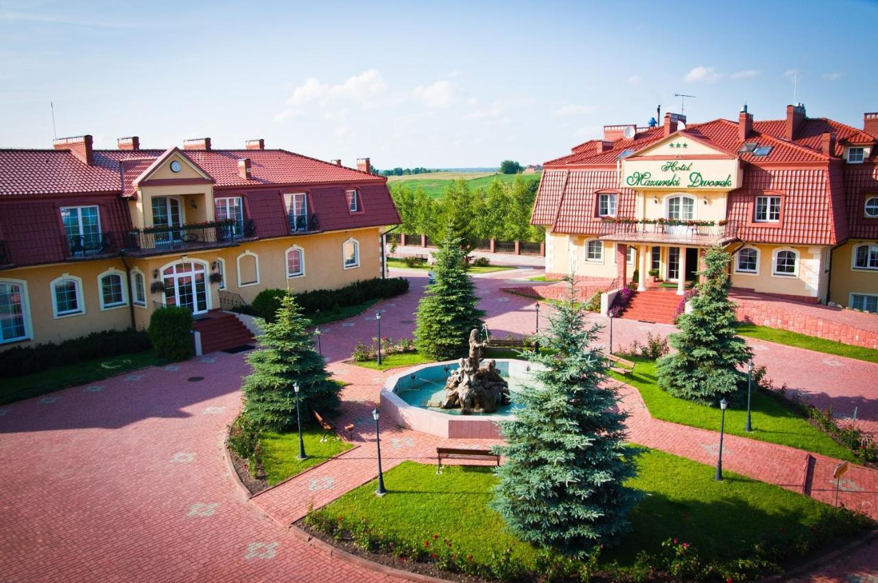 Hotel Mazurski Dworek Mikołajki Exteriör bild